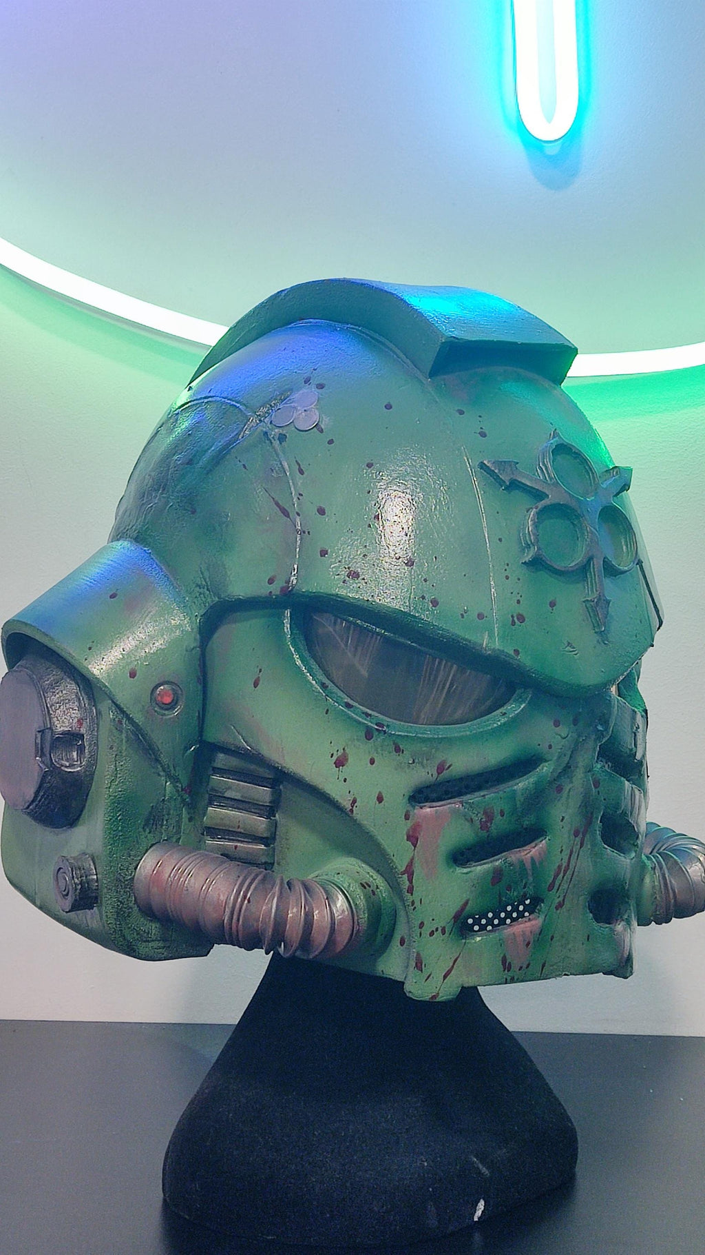 WARHAMMER HELMET (Death Guard nurgle skin)